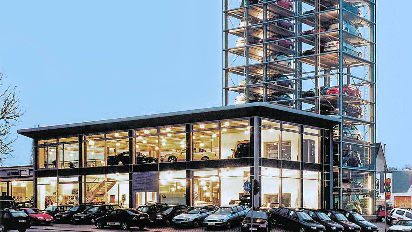 รูปที่ 1. Car Display Tower CDT-01