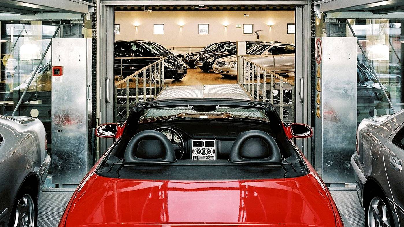 รูปที่ 3. Car Display Tower CDT-01